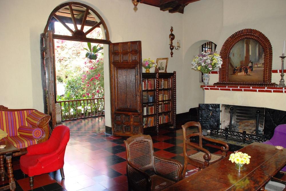 Hotel Museo Mayan Inn Chichicastenango Extérieur photo